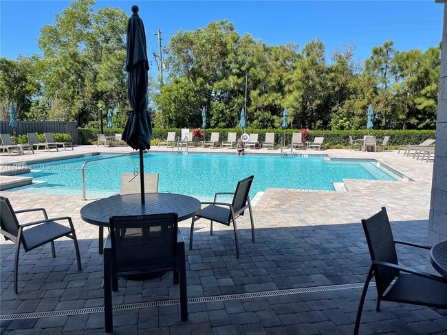 Building Photo - 4800 Crested Eagle Ln