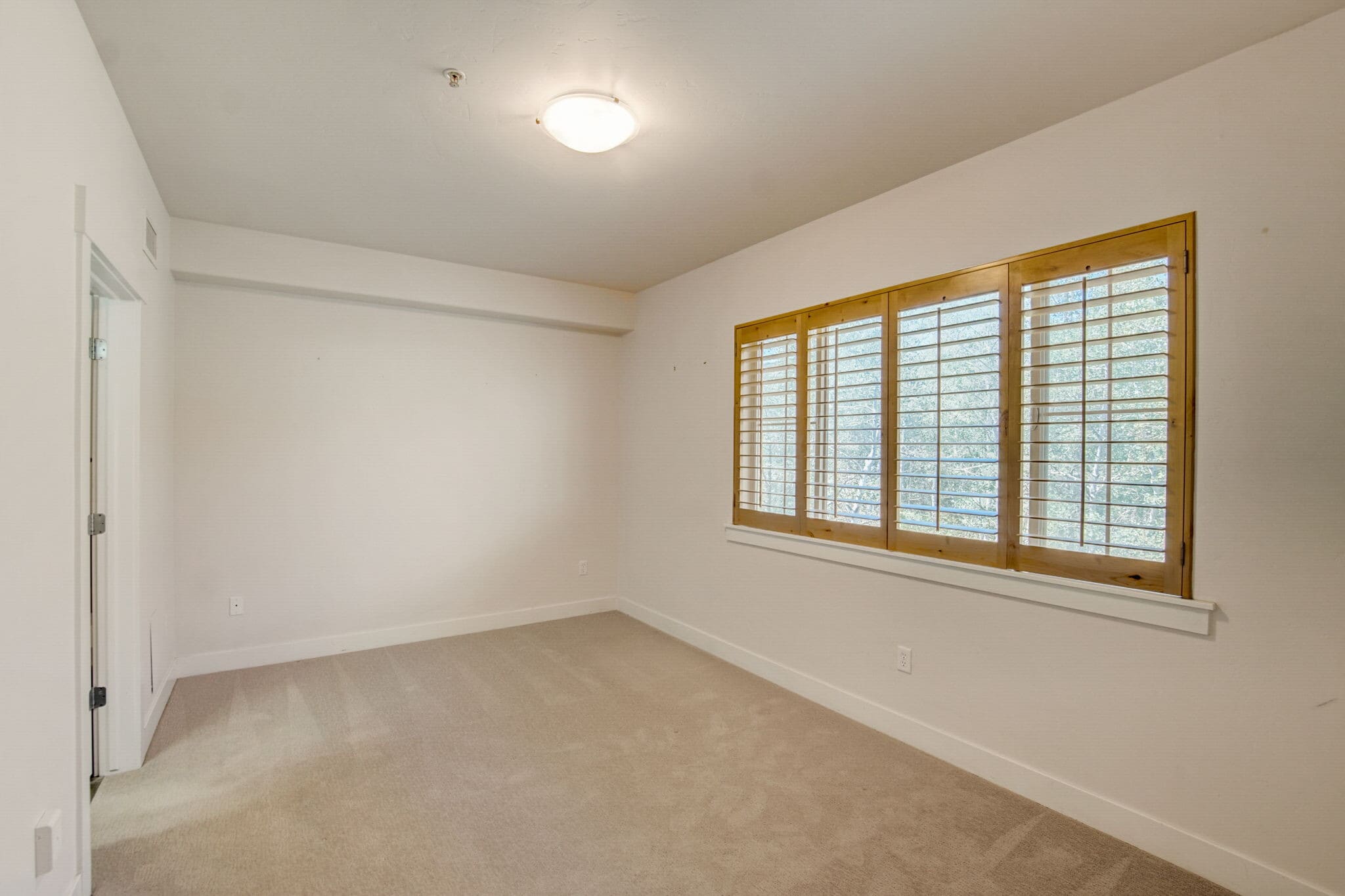 Building Photo - 5519 Lillehammer Ln