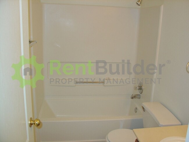 Building Photo - CALL US TODAY AT (505) 808-6467 TO SCHEDUL...