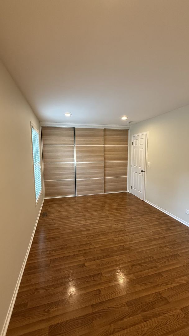 Building Photo - 306 Russet Way