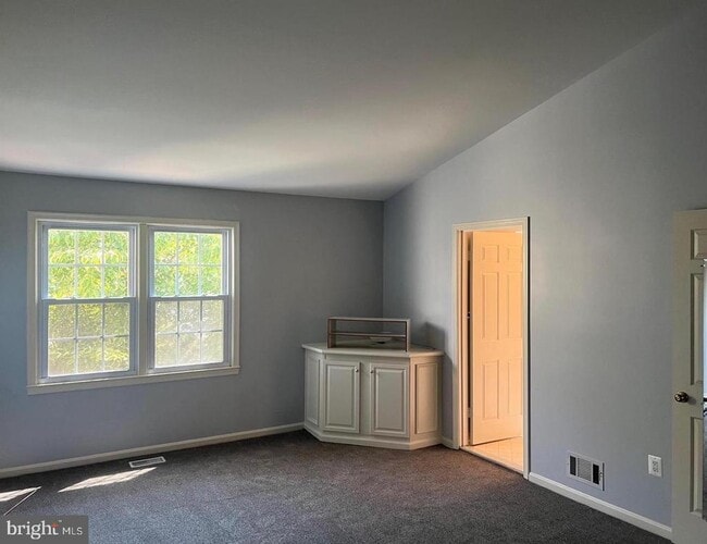 Building Photo - 6830 Wild Rose Ct