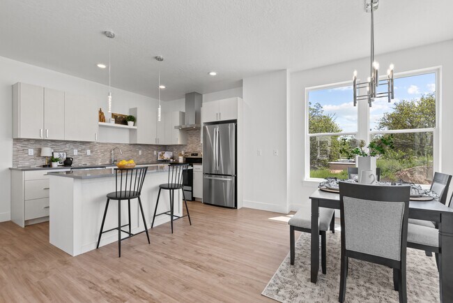 Building Photo - 509 E Violets Cv Ln