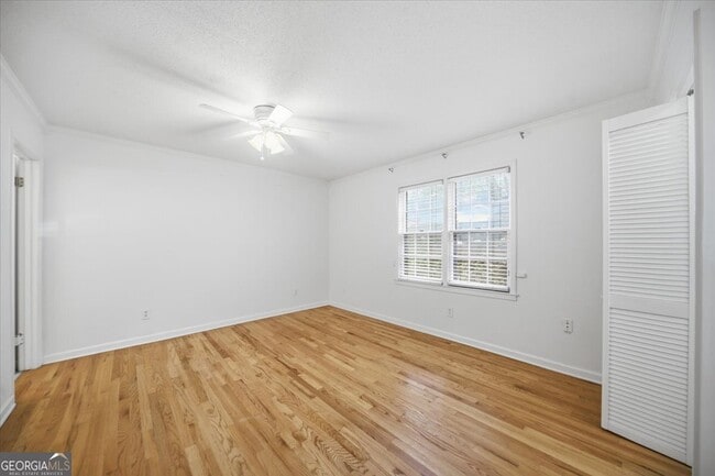 Building Photo - 26 Arpege Way NW