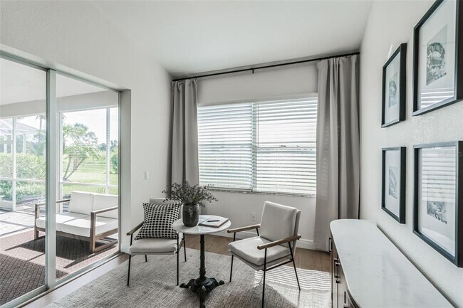 Building Photo - 2888 Phoenix Palm Terrace