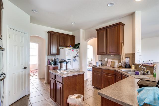 Building Photo - 4323 Kettering Dr
