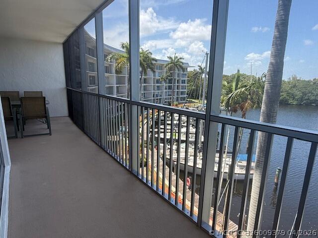 Building Photo - 1319 E Hillsboro Blvd