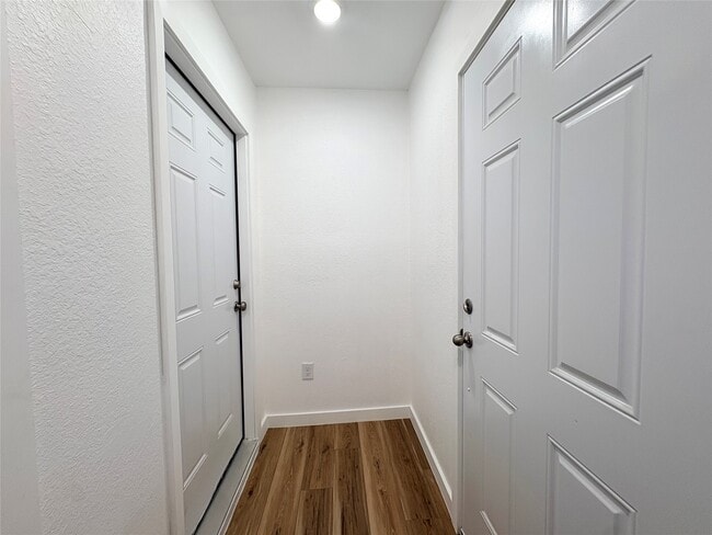 Building Photo - 3206 Avenue K