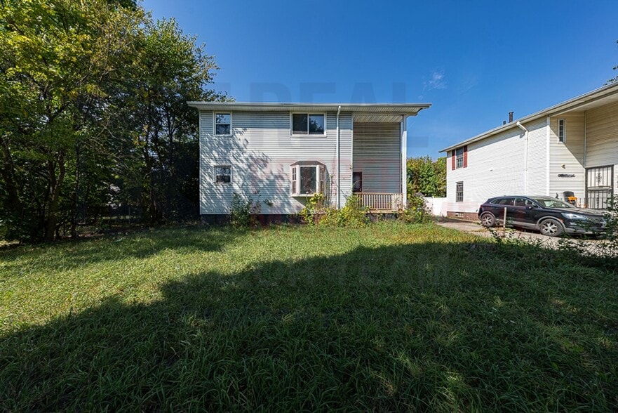 Primary Photo - 5 bd, 2 ba, 1,548 Sq. Ft.