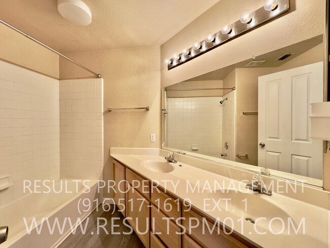 Building Photo - Beautiful Remodeled 4 Bedroom Citrus Heights Beauty!