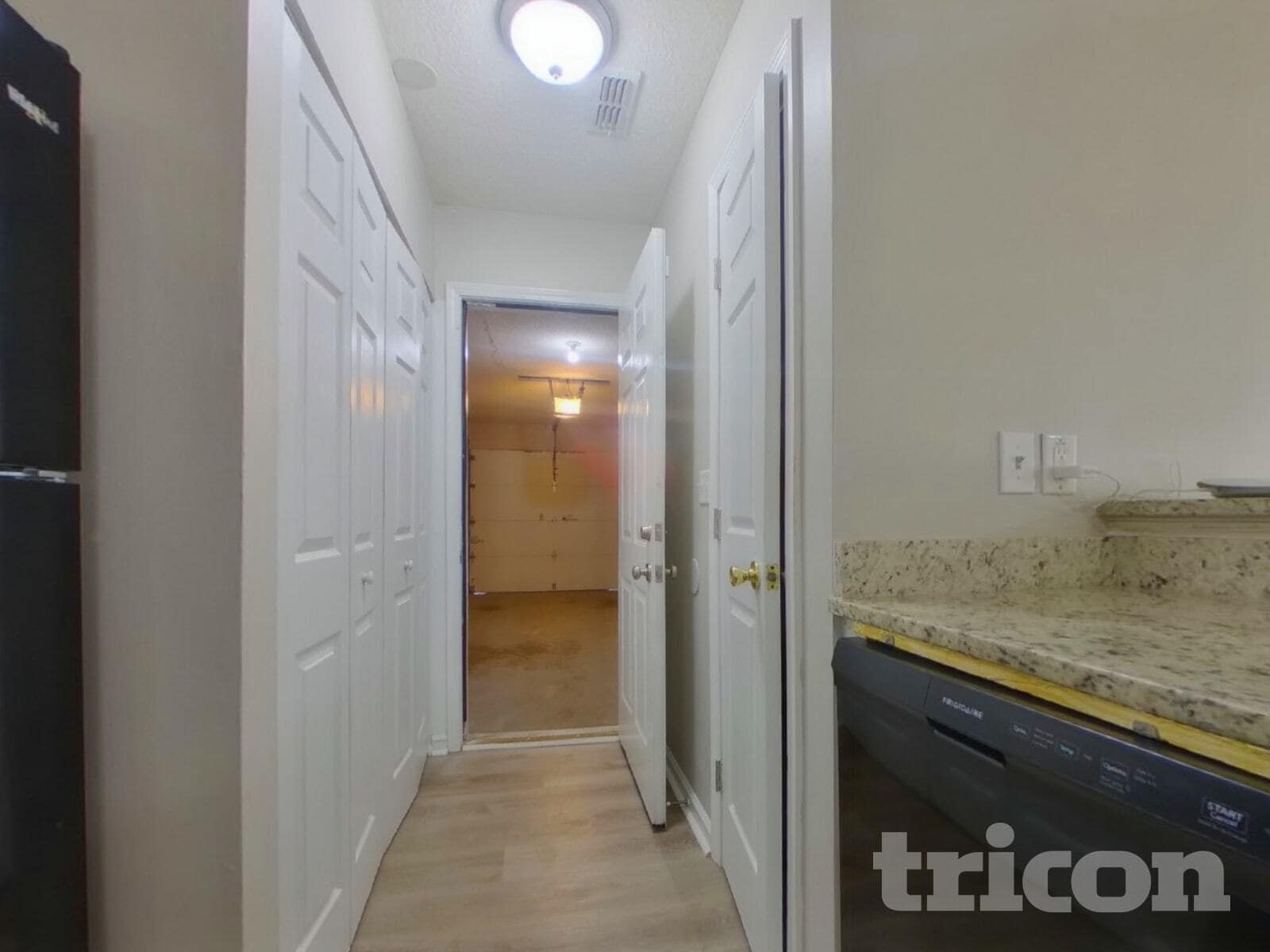 Building Photo - 3547 Lehigh Way