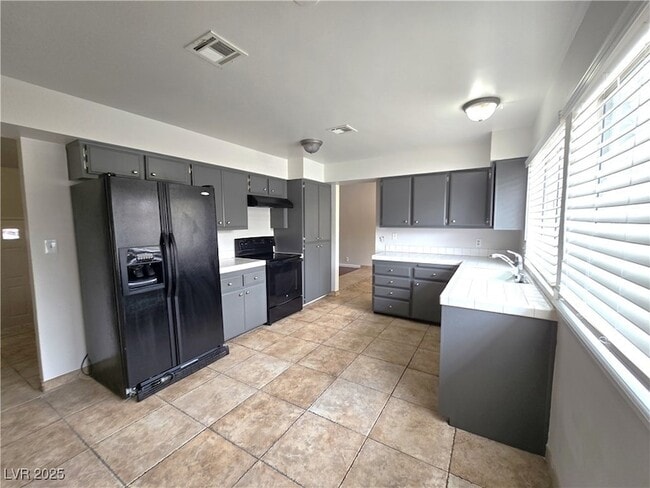 Building Photo - 4045 S Spitze Dr