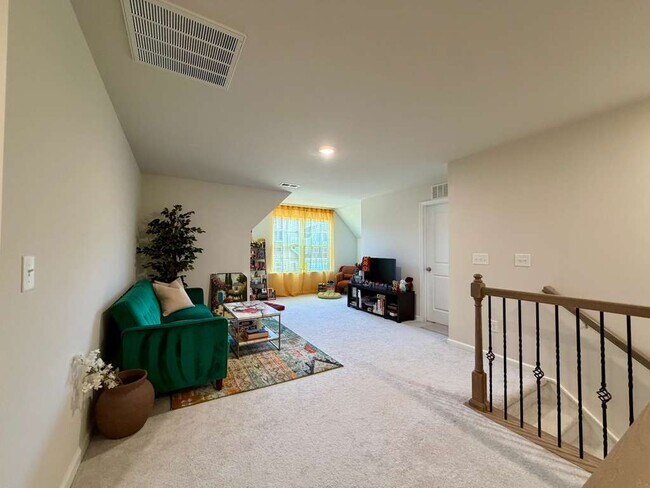 Building Photo - 15107 Nichols Hall Dr