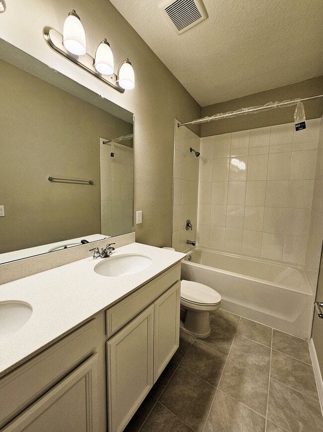 Building Photo - Coming Soon! Gorgeous Townhome For Rent in Horizon West Winter Garden  just west of Disney off th...