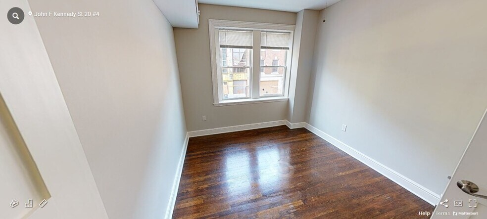 Building Photo - 14 JFK St