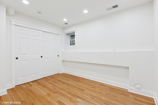 Building Photo - 2331 N Campbell Ave