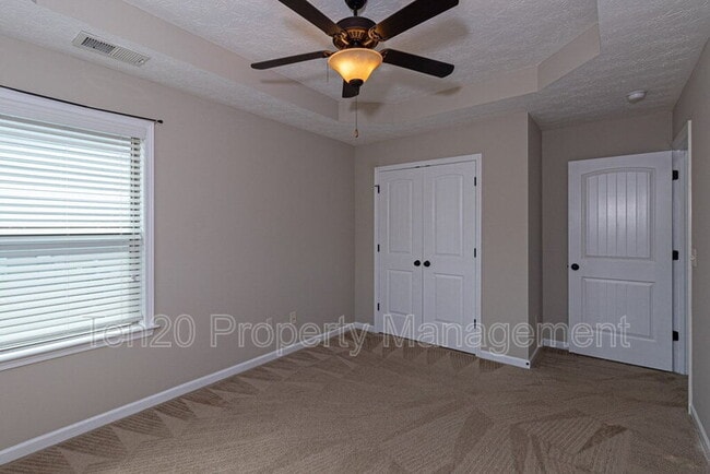 Building Photo - 1368 Antietam Dr