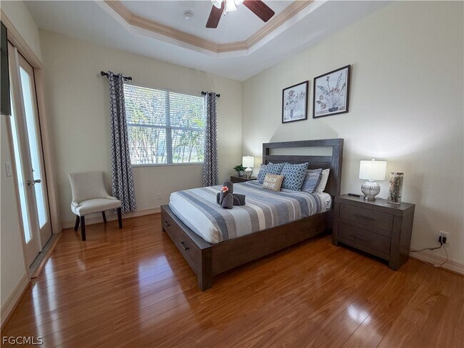 Building Photo - 2501 SE 19th Pl