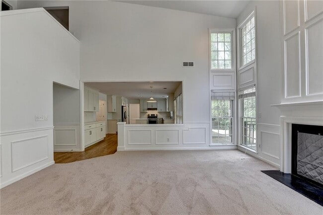 Building Photo - 6535 Ganton Dr