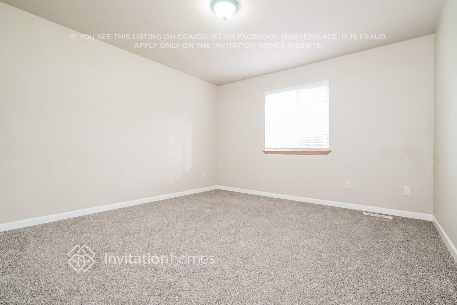 Building Photo - 20012 87th Ave E