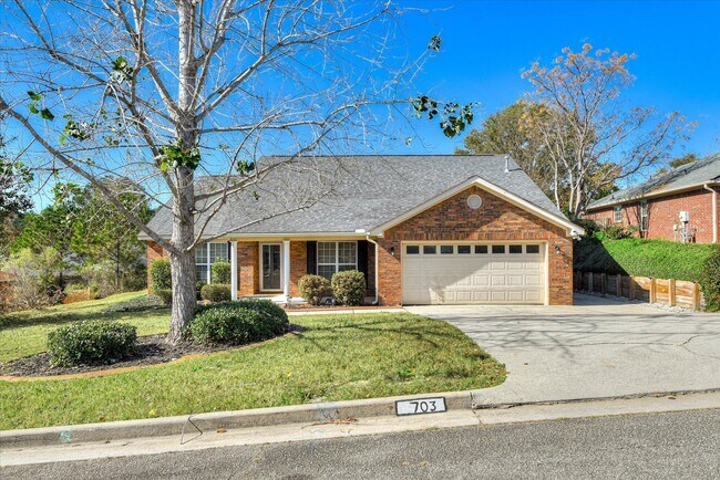 Building Photo - 703 Cannock Loop