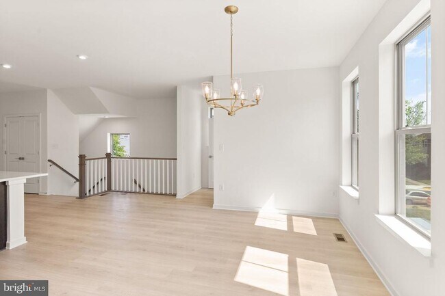 Building Photo - 6230 Folly Ln