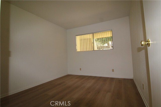 Building Photo - 2800 Los Felices Cir E