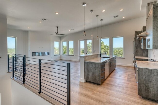 Building Photo - 8621 Nina Ln