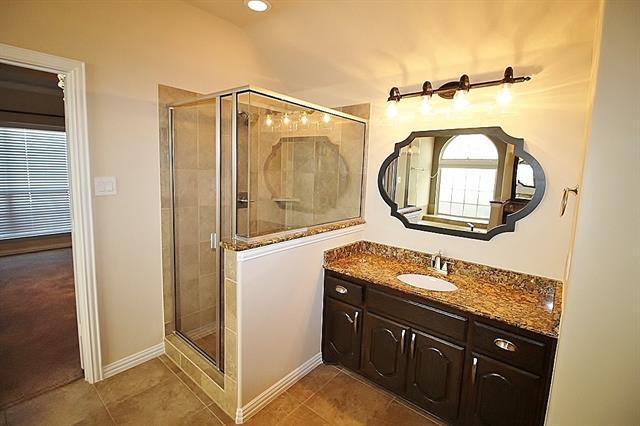 Building Photo - 110 White Oak Ln