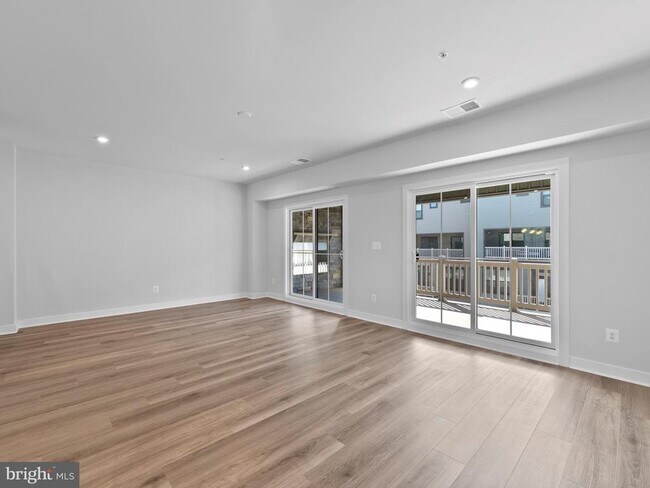 Building Photo - 2709 Velocity Rd