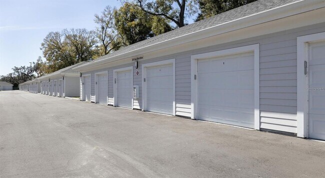 Building Photo - 110 Zora Pl