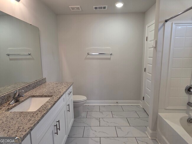 Building Photo - 541 Gov Treutlen Cir