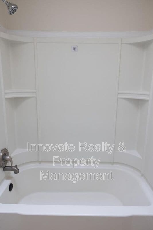 Building Photo - 109 Lockart Plaza