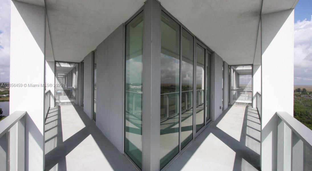 Building Photo - 2000 Metropica Way