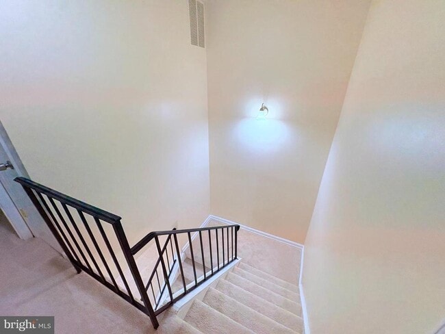 Building Photo - 15068 Catbrier Ct