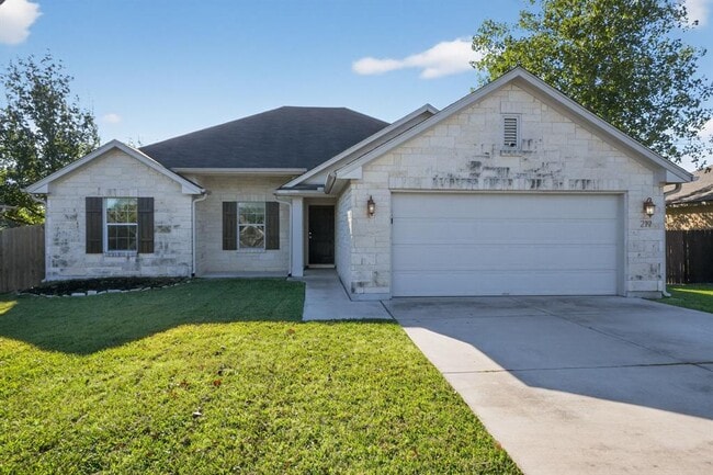 Primary Photo - 219 Valley Oaks Loop