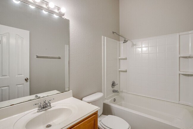 Building Photo - Ready for New Tenants- Amazing Mansfield Home- 3 Bed- 2 Bath- Mansfield ISD- 76063