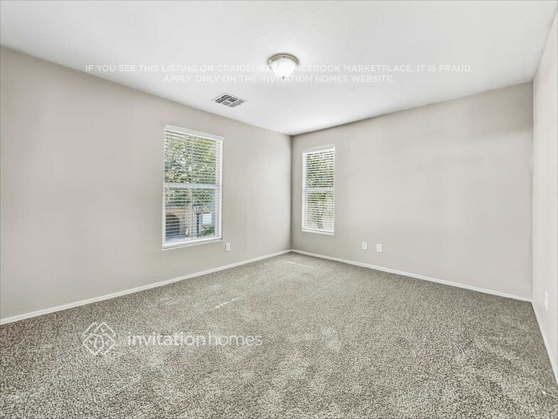 Building Photo - 6610 W Hayes St