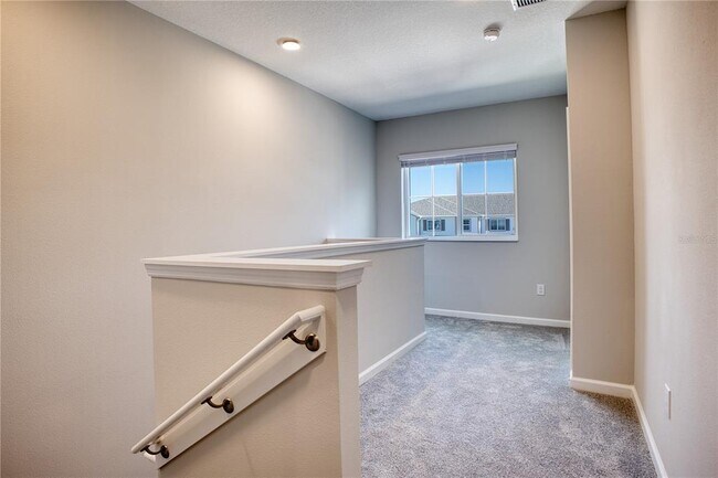 Building Photo - 14824 Outfitter St