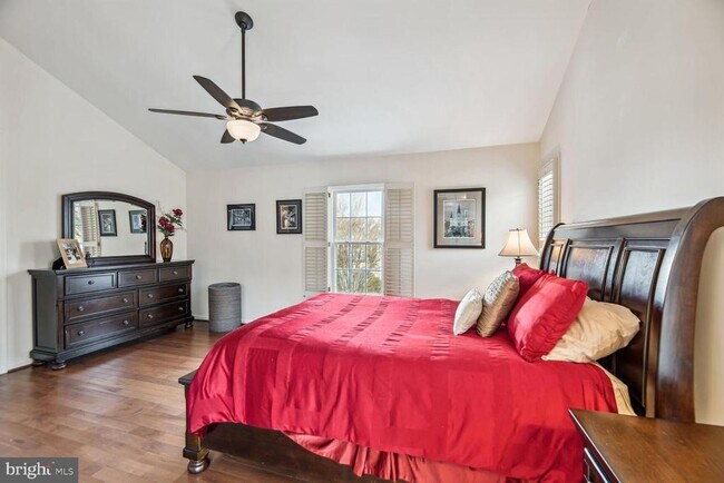 Building Photo - 6603 Forsythia St