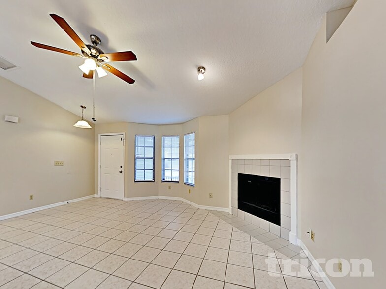 Building Photo - 2543 Hendricks Terrace