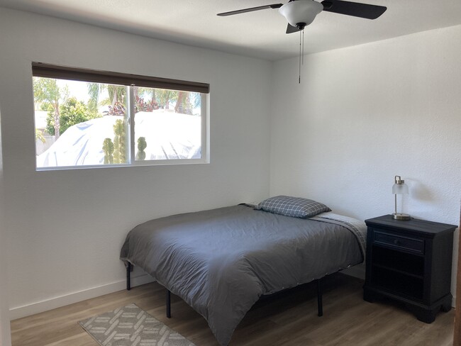 Building Photo - 3514 Hacienda Dr