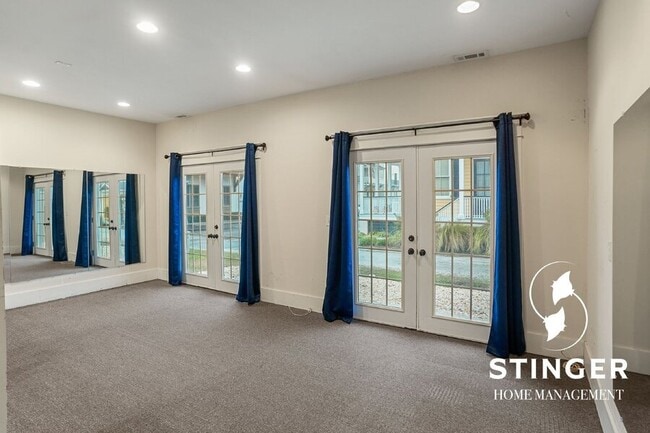 Building Photo - 30 Harford