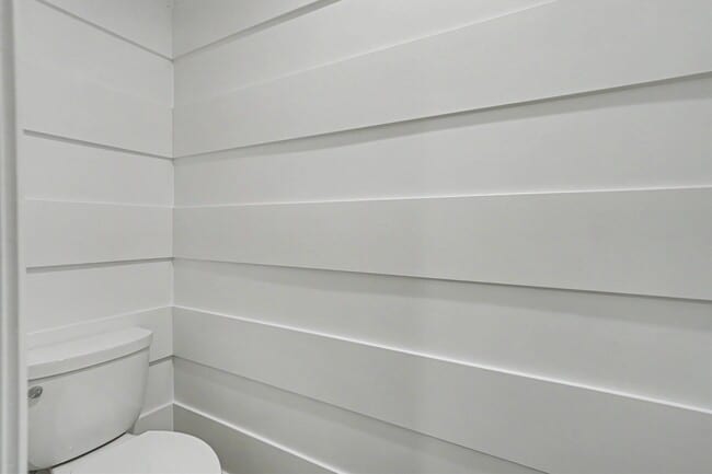 Building Photo - 751 Bison Dr