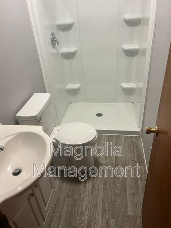 Building Photo - 866 Dabney Dr