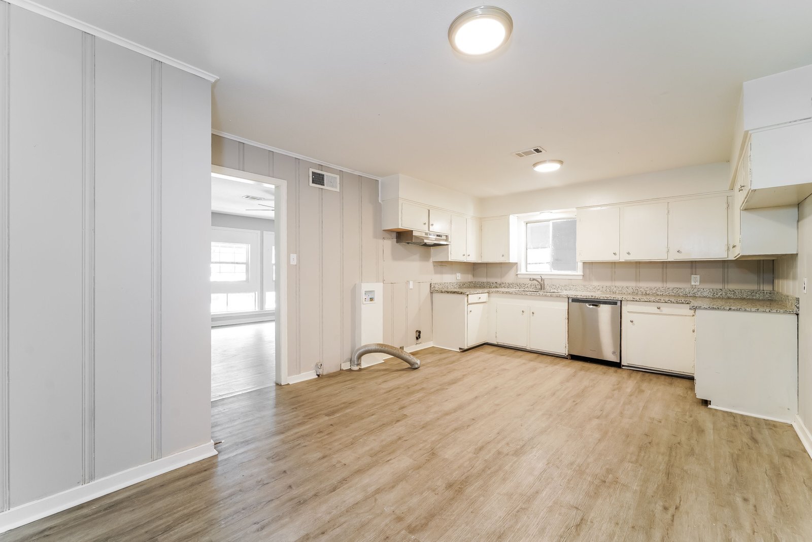 Building Photo - 252 McDowell Park Cir