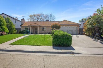 Building Photo - 2847 Hillcrest St