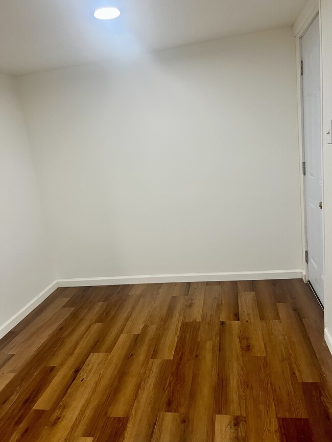 Building Photo - 3012 Oxon Run Ct