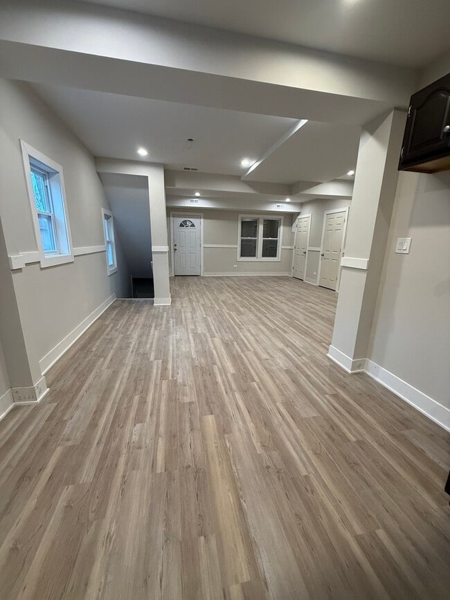 Building Photo - 16913 Jodave Ave