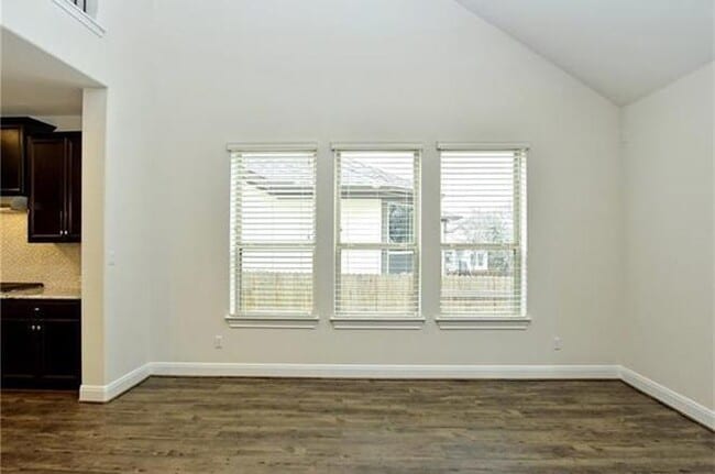 Building Photo - 15821 Cinca Terra Dr