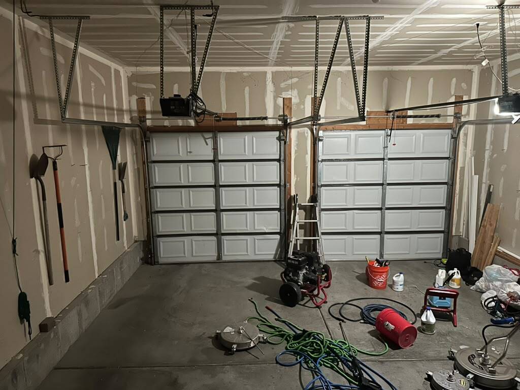 Building Photo - 5286 N Fox Hunters Loop